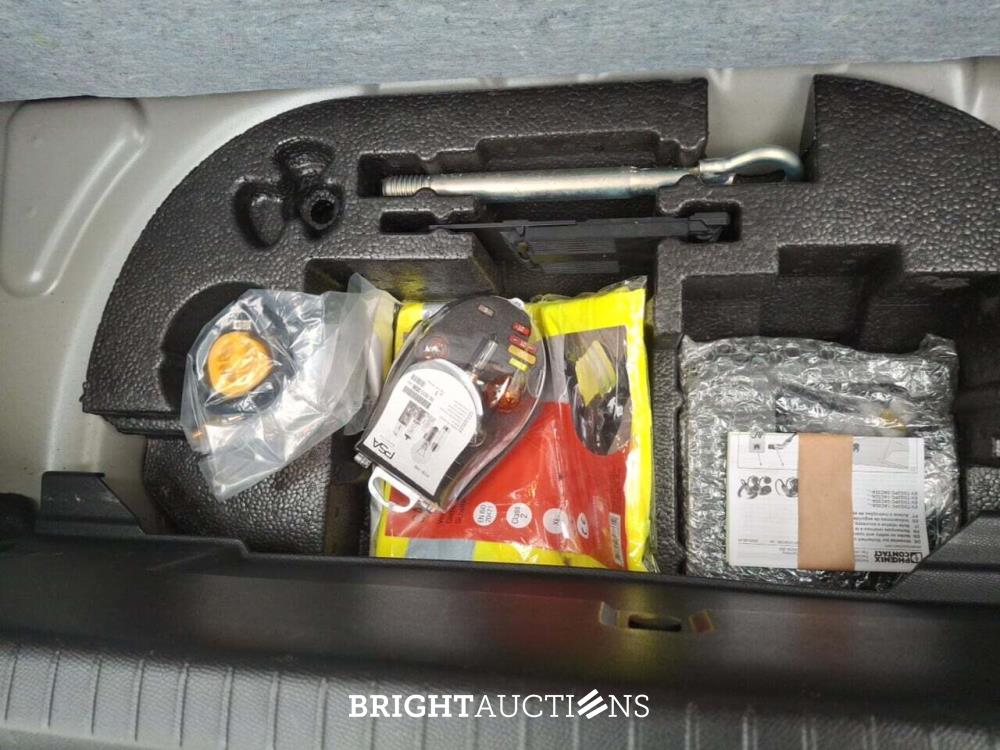 Peugeot 208 Ev Active 50 kWh 136pk 2022 (Origineel-NL), P-132-LT