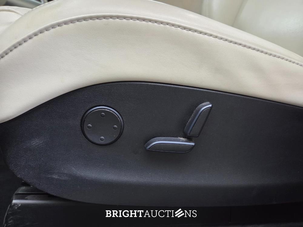 Tesla Model X 418pk 2018 (Origineel-NL), ST-448-X