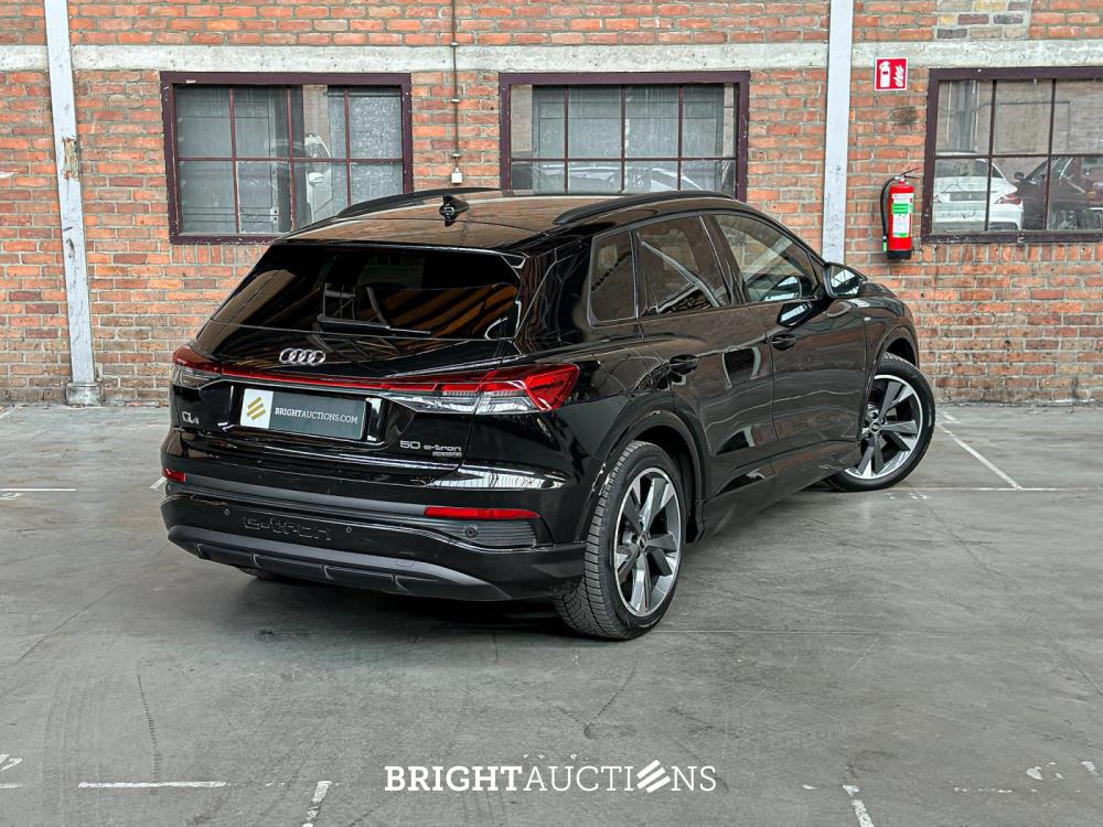 Audi Q4 e-tron 50 quattro Launch edition S Competition 77 kWh 299pk 2022 (Origineel-NL+1e eigenaar), P-122-GB 