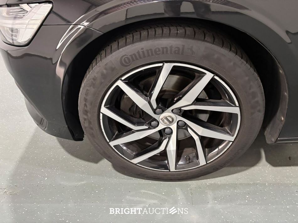 Volvo V60 T4 Momentum Pro 2.0 190pk 2019 (Origineel-NL), G-999-SR