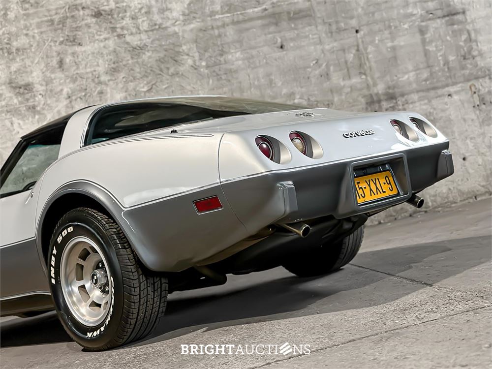 Chevrolet Corvette 5.7 V8 Convertible Two-Tone L-82 ANNIVERSARY EDITION 1 YZ 87 194pk 1978, 15-XXL-9