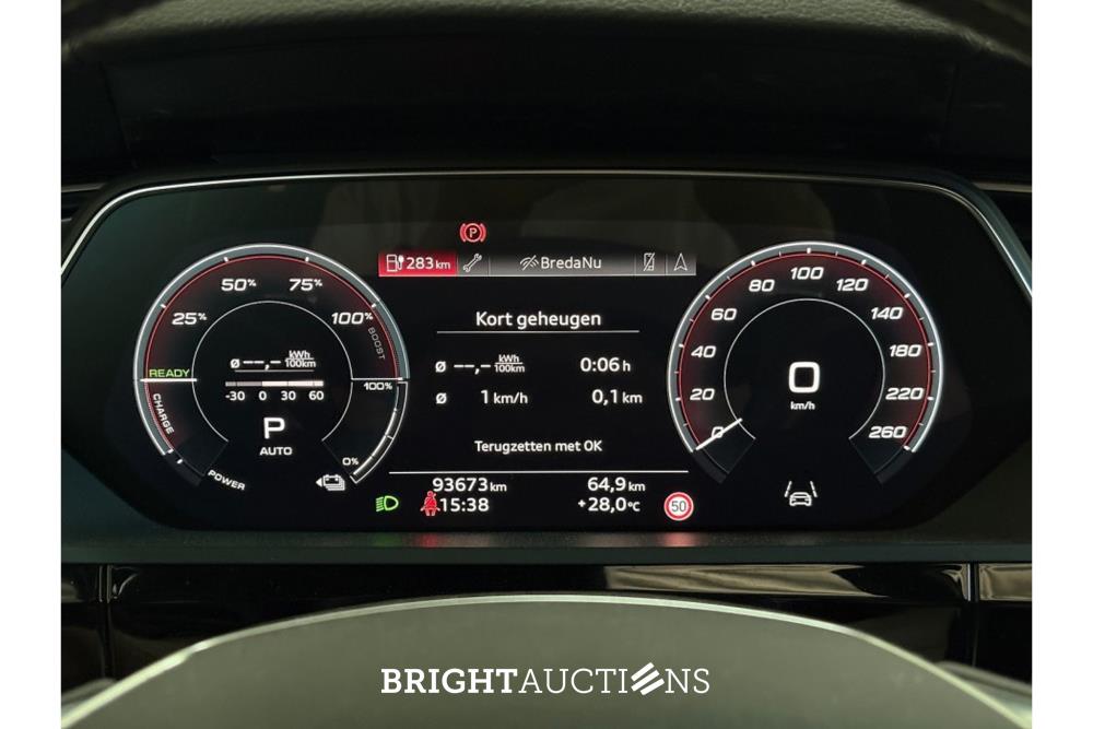 Audi e-tron 55 S edition Quattro 95 kWh 408pk 2021 (Origineel-NL), L-559-DX