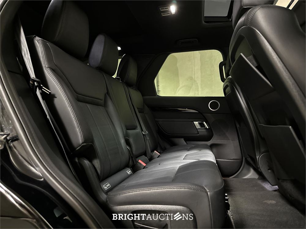 Land Rover Discovery 3.0 Td6 HSE Luxury 258pk 2018 7-persoons, T-774-BK