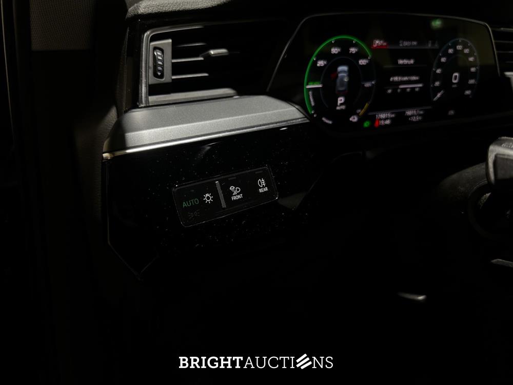 Audi e-tron 50 Quattro Launch Edition 71 kWh 313pk 2019 (Origineel-NL), G-370-ZV