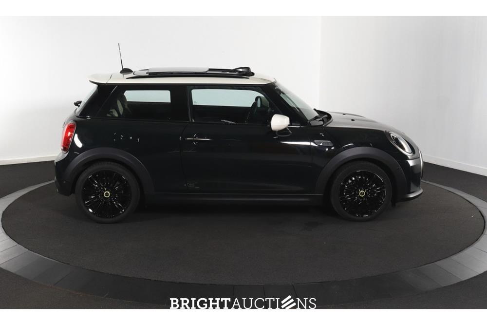 MINI Cooper Camden Plus Edition 33 kWh 184pk 2023 (Origineel-NL), S-308-XP