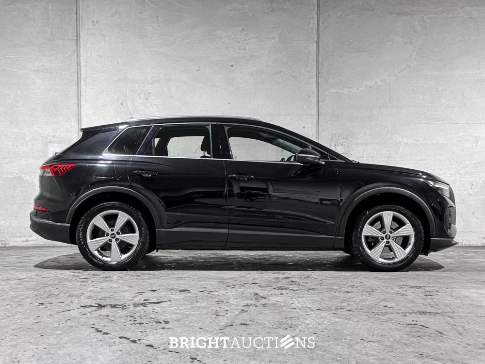 Audi Q4 e-tron 35 Edition 55 kWh 170pk 2022 (Origineel-NL), R-847-TD