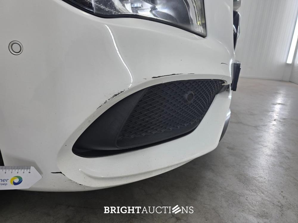 Mercedes-Benz CLA 200 Ambition 156pk 2018 CLA-Klasse, T-118-SL