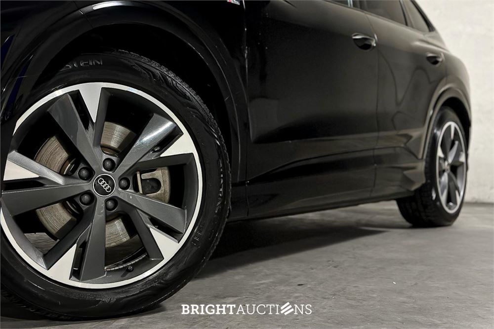 Audi Q4 Sportback e-tron 40 Launch edition S Competition 77 kWh 204pk 2021 (Origineel-NL), N-622-TH