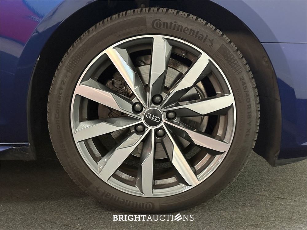 Audi A4 Avant 35 S edition Competition TFSI 149pk 2024 (Origineel-NL), Z-046-PK