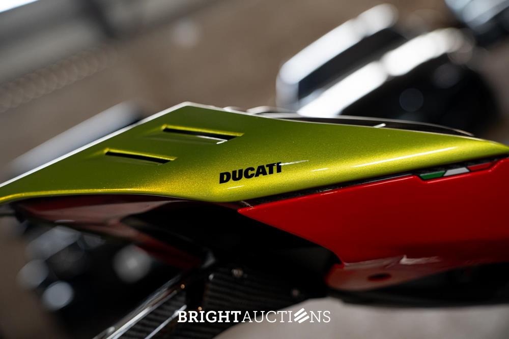 Ducati Streetfighter V4 Lamborghini 1103cc 208pk 2023
