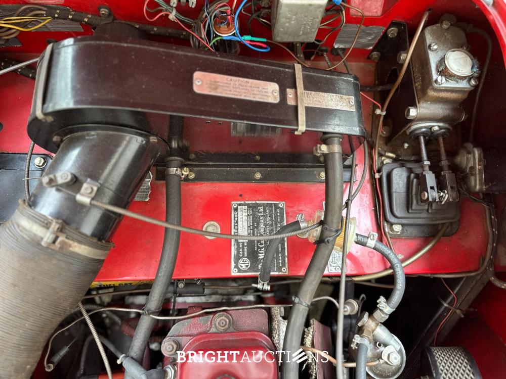 MG MGA Cabriolet 1957, BX-81-86
