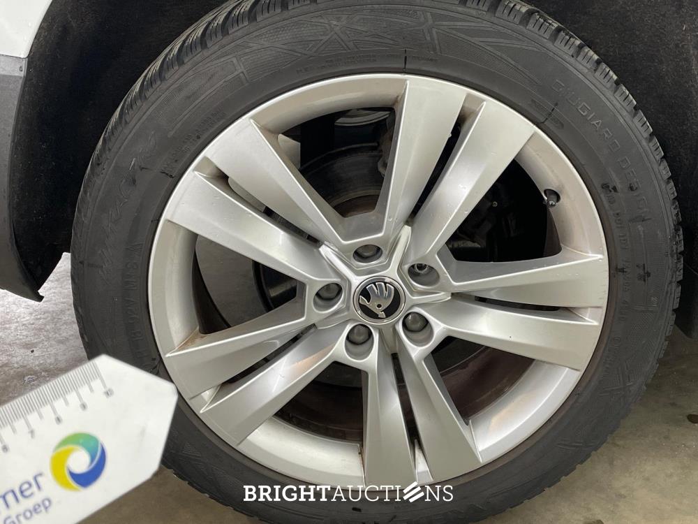 Skoda Karoq Business Edition 1.0 TSI 116pk 2020 (Origineel-NL), H-690-HD