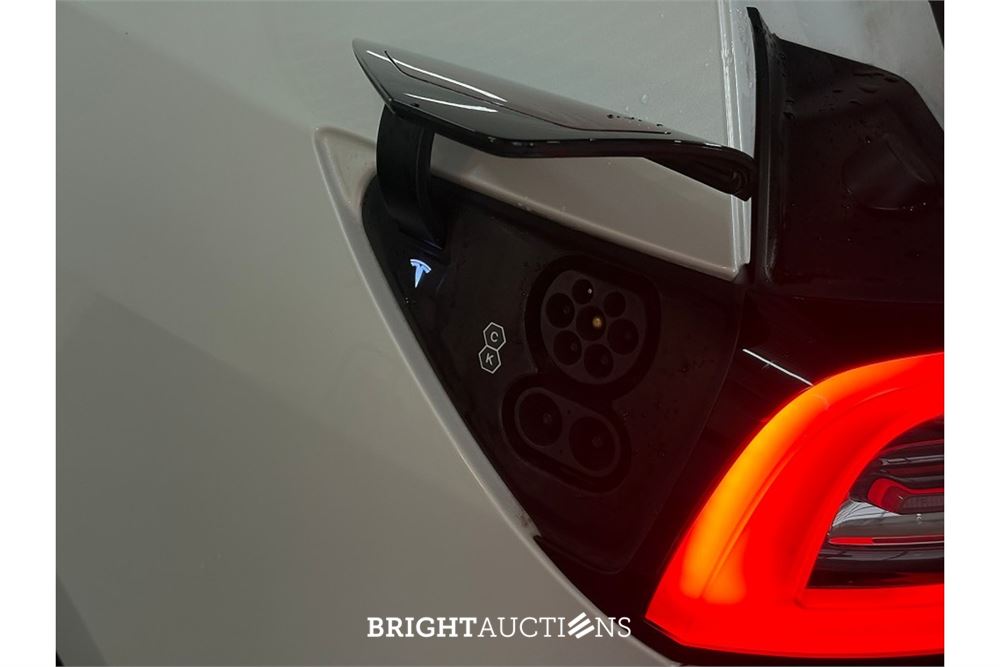 Tesla Model Y Performance AWD 75 kWh 2022, GPF-24-K