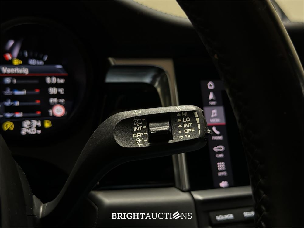 Porsche Macan Turbo 2.9 V6 441pk 2020, J-177-TT