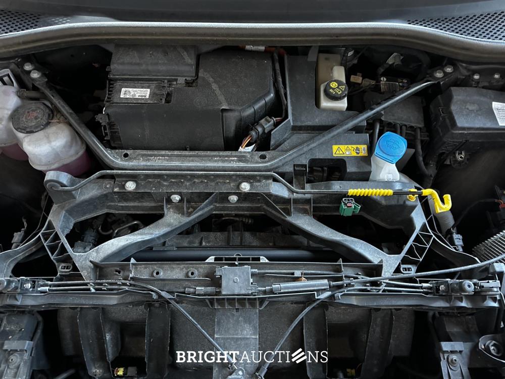 Audi Q4 e-tron 50 quattro Launch edition S Competition 77 kWh 299pk 2022 (Origineel-NL+1e eigenaar), P-122-GB 