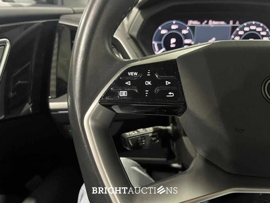 Audi Q4 e-tron 40 Launch edition Advanced Plus 77 kWh 204pk 2021 (Origineel-NL), N-823-PD