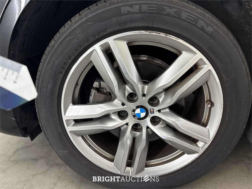 BMW X1 sDrive18i High Executive 140pk 2020, K-678-VS