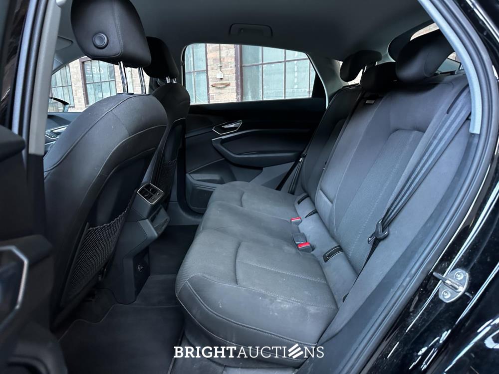 Audi e-tron Sportback 55 quattro edition 95 kWh 408pk 2020 (Origineel-NL+1e eigenaar), K-470-GB