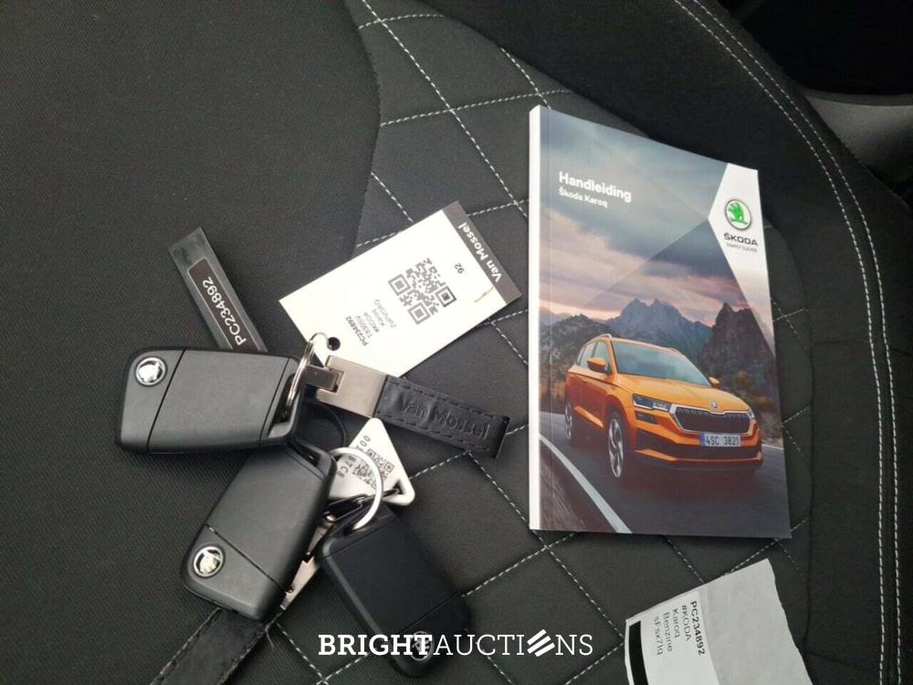 Skoda Karoq Sportline Business 1.5 TSI 150pk 2023 (Origineel-NL), T-830-SV