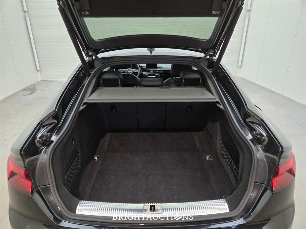 Audi A5 Sportback 35 Sport S-Line black edition TFSI 150pk 2020 (Origineel-NL), H-486-PB