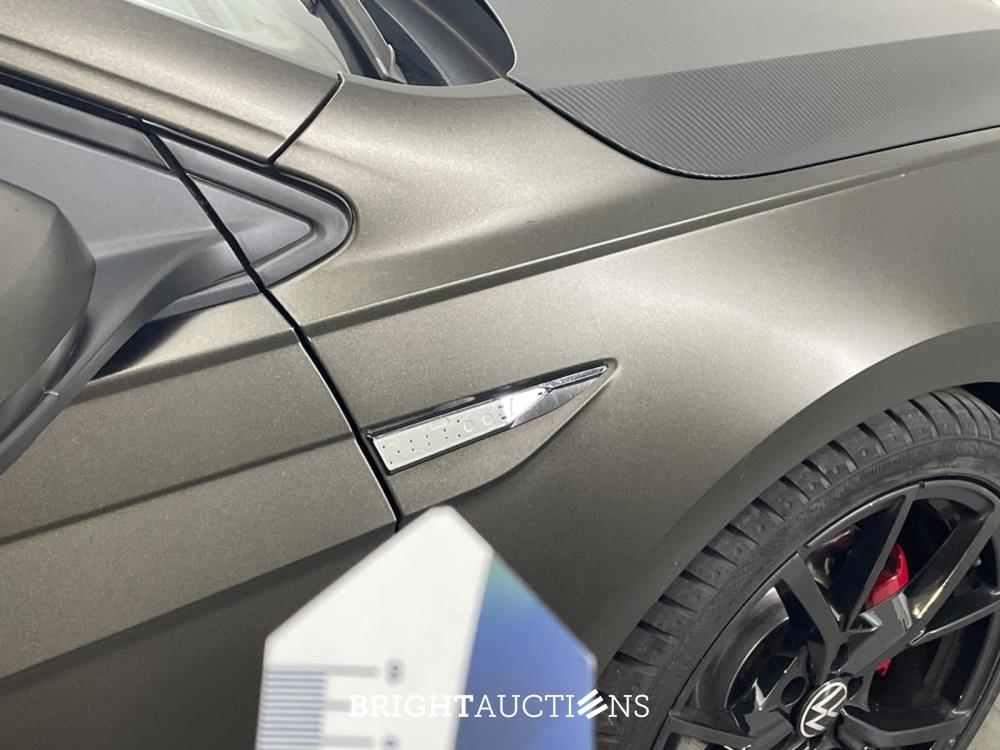 Volkswagen Polo GTI 2.0 TSI 200pk 2018, P-741-LJ