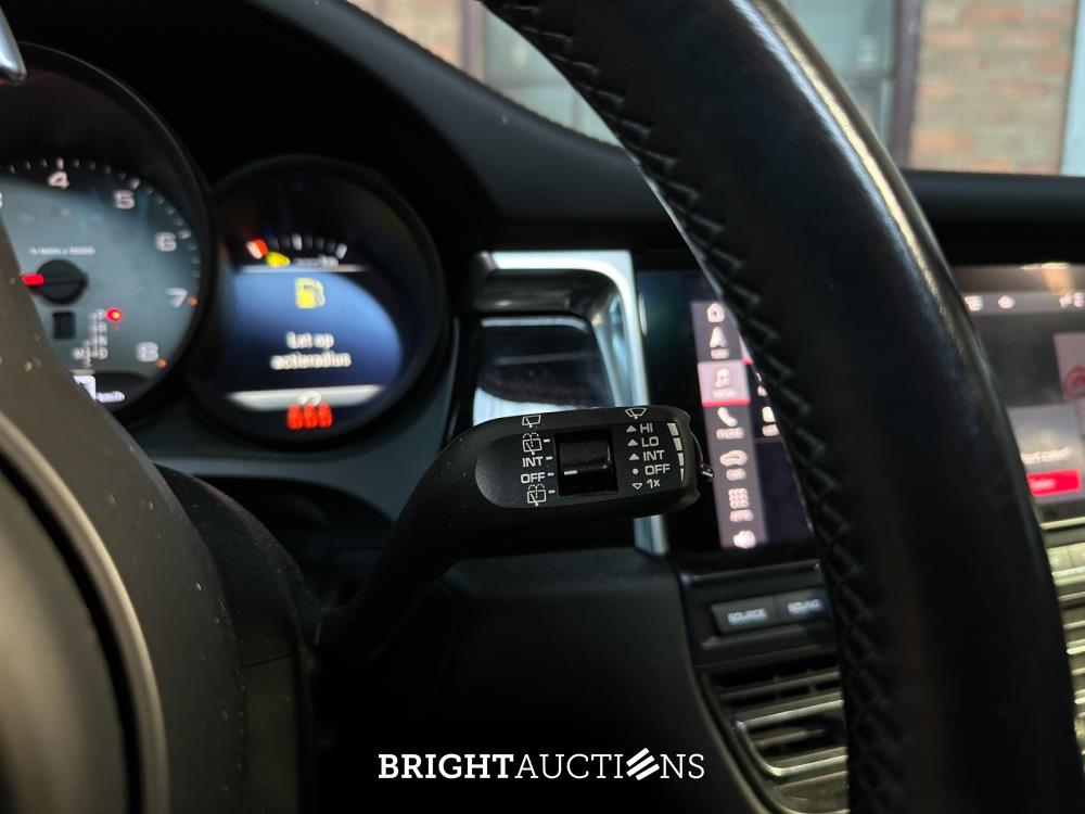 Porsche Macan S 3.0 V6 354pk 2019 Sport-Chrono, R-426-XL