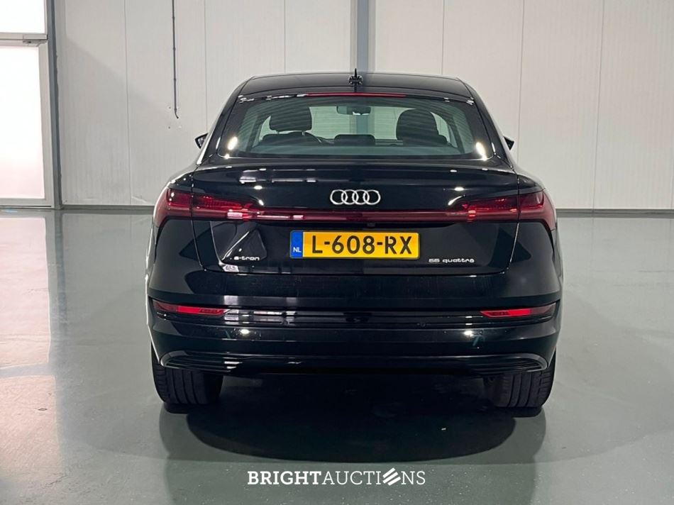 Audi e-tron Sportback 55 Advanced edition Quattro 95 kWh 408pk 2021 (Origineel-NL), L-608-RX