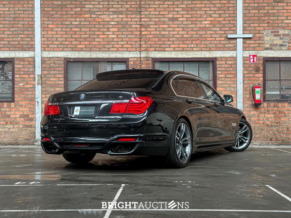 BMW ActiveHybrid7 F04 4.4 V8 465pk 2011