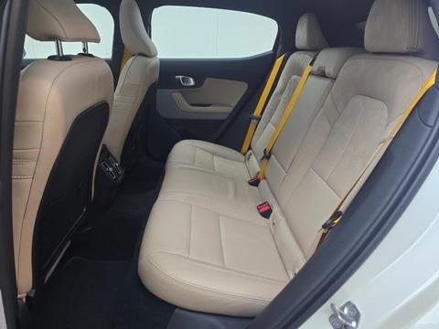 Polestar 2 Long Range Dual Motor Launch Edition 78 kWh 408pk 2020 (Origineel-NL), J-686-LH