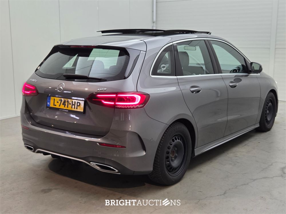 Mercedes-Benz B180d Launch Edition Premium 116pk 2019 B-klasse, L-741-HP