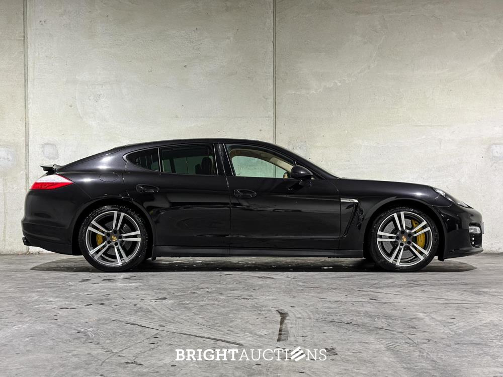 Porsche Panamera GTS 4.8 V8 Sport-Chrono 430pk 2012, 9-TLZ-26