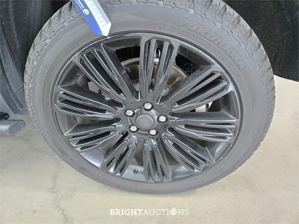 Land Rover Defender 110 P400e 110 X-Dynamic HSE 2.0 443pk 2022, P-542-TP