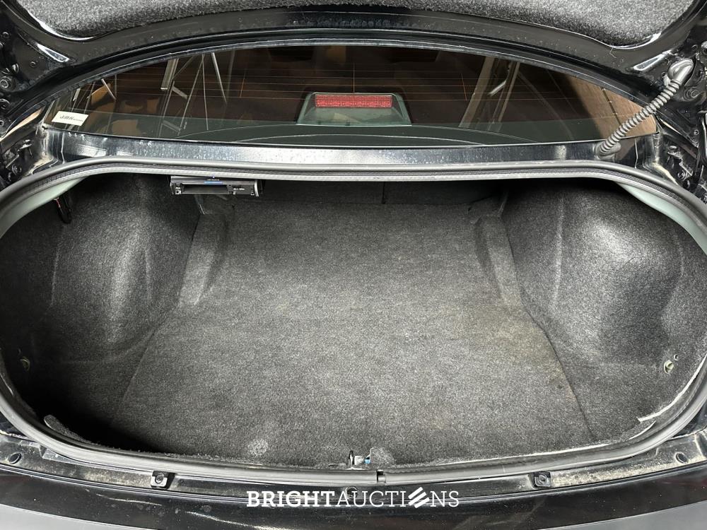 Chrysler 300C HEMI 5.7 V8 340PK 2005 