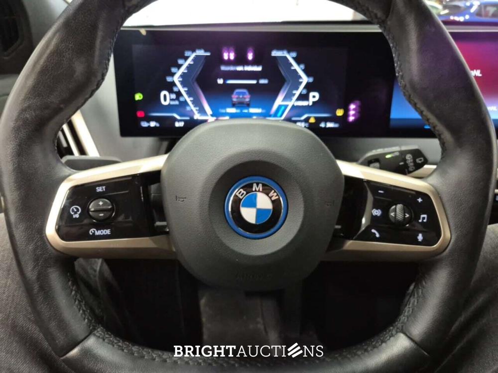 BMW iX xDrive40 272pk 2023, 2DHA020