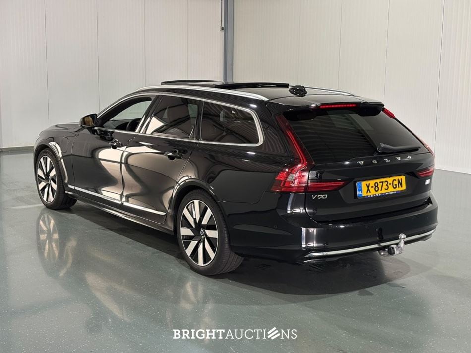 Volvo V90 T6 Plug-in Hybrid Ultimate Bright 2.0 AWD 398pk 2023 (Origineel-NL), X-873-GN