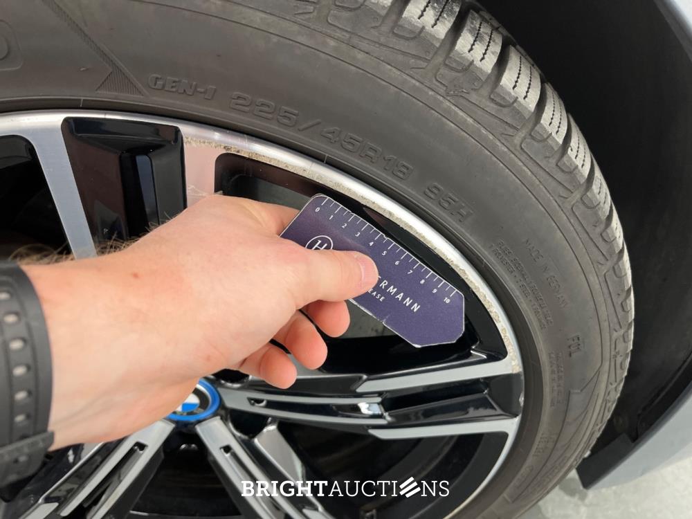 BMW 3-serie Touring 292pk 2023 (Origineel-NL), S-021-ND