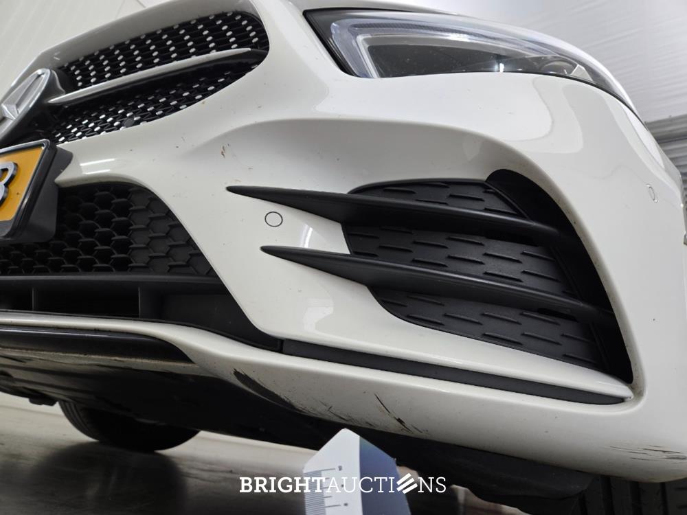 Mercedes-Benz A180 Business Solution AMG 136pk 2021 A-klasse, S-947-SB