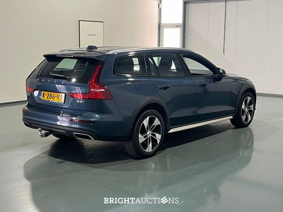 Volvo V60 Cross Country B5 Pro 2.0 AWD 250pk 2021 (Origineel-NL), K-286-VJ