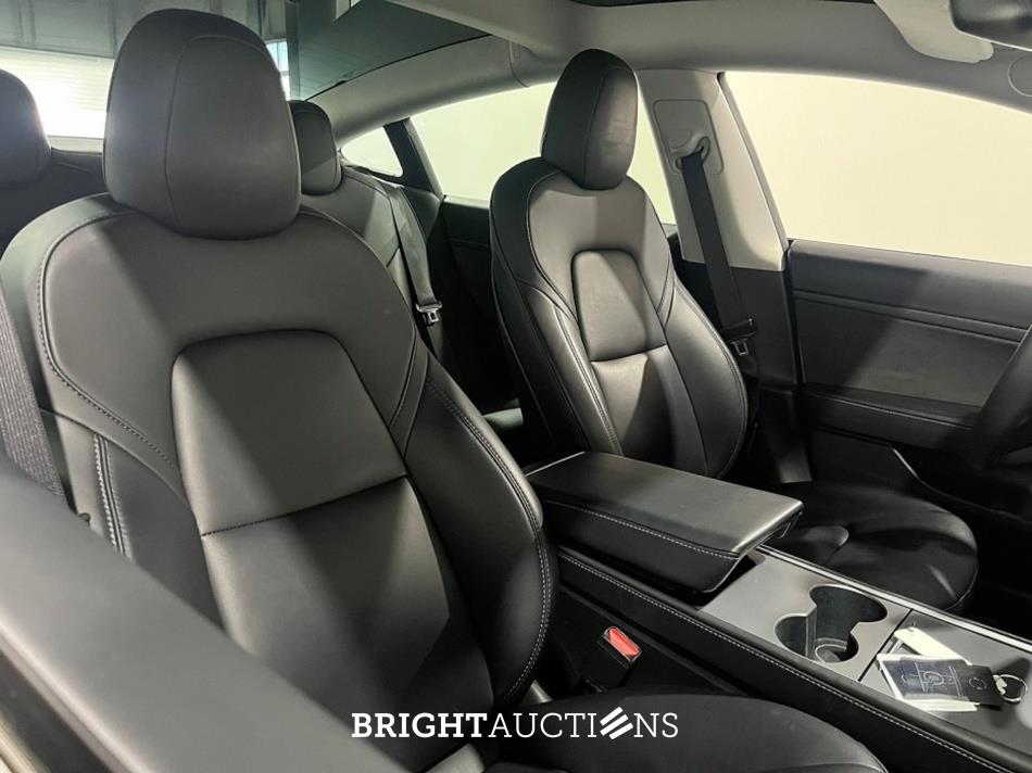 Tesla Model 3 Standard RWD Plus 60 kWh 238pk 2021 (Origineel-NL), K-915-VR