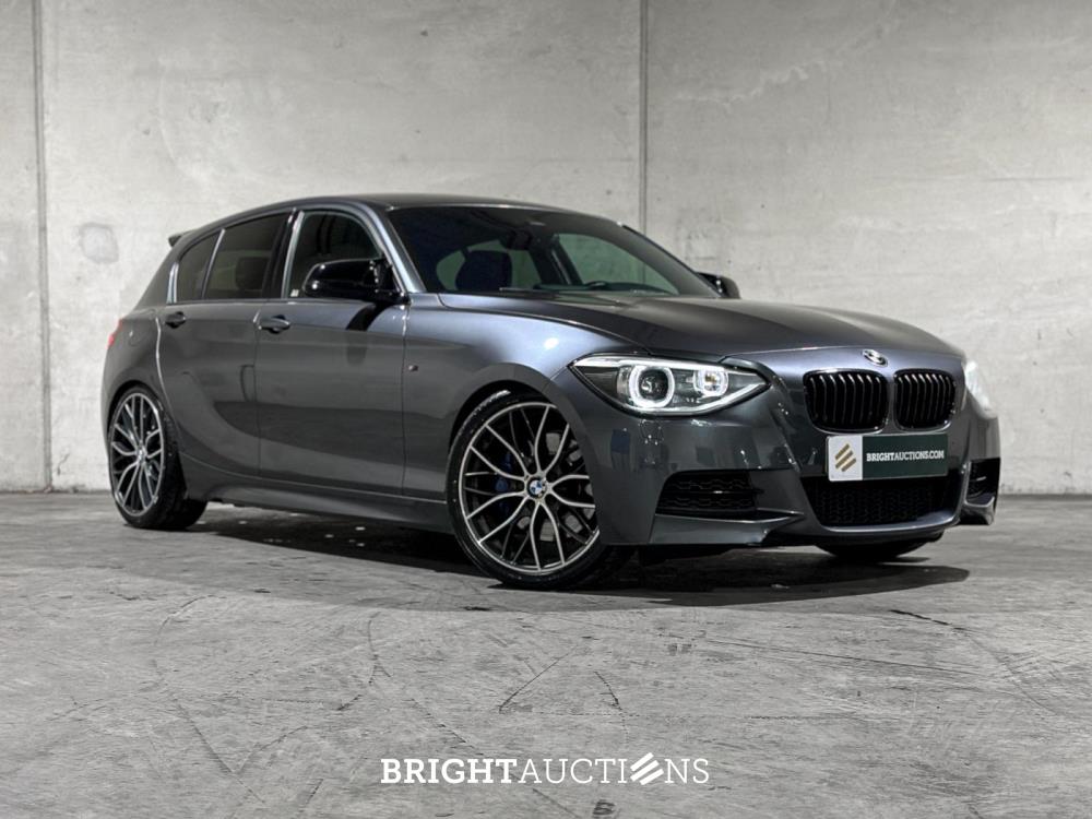 BMW M135i xDrive 320pk 2013 (Origineel-NL) 5-serie F20, 9-KHH-43