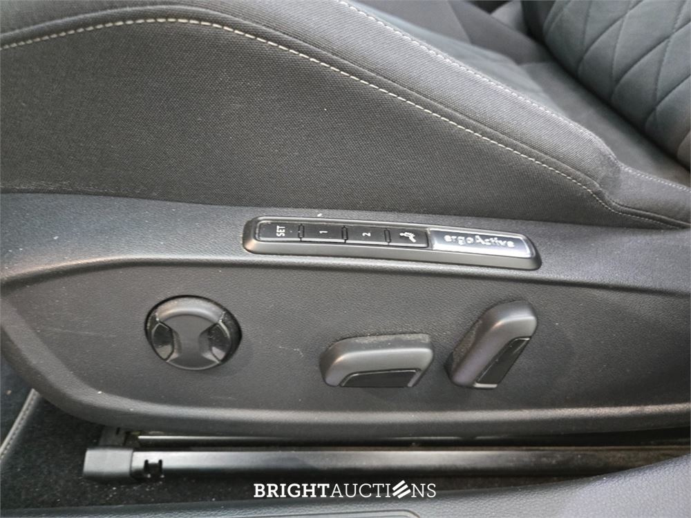 Volkswagen Golf eTSI 1.5 150pk 2020, GNZ-45-K