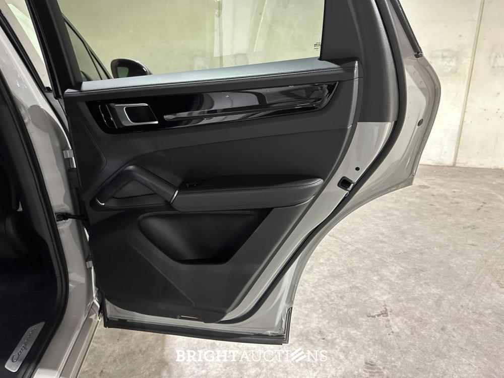 Porsche Cayenne Coupé 3.0 V6 E-Hybrid 462pk 2019 (Origineel-NL), G-145-HL