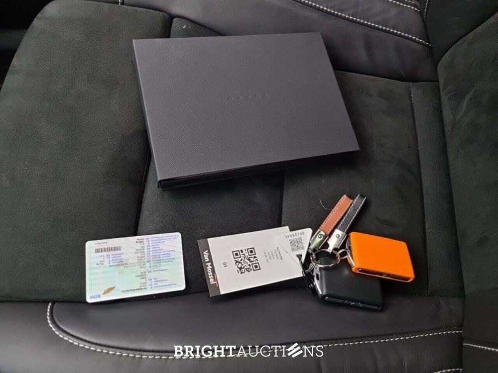 Volvo XC40 T4 Recharge R-Design 1.5 211pk 2022 (Origineel-NL), P-916-KR