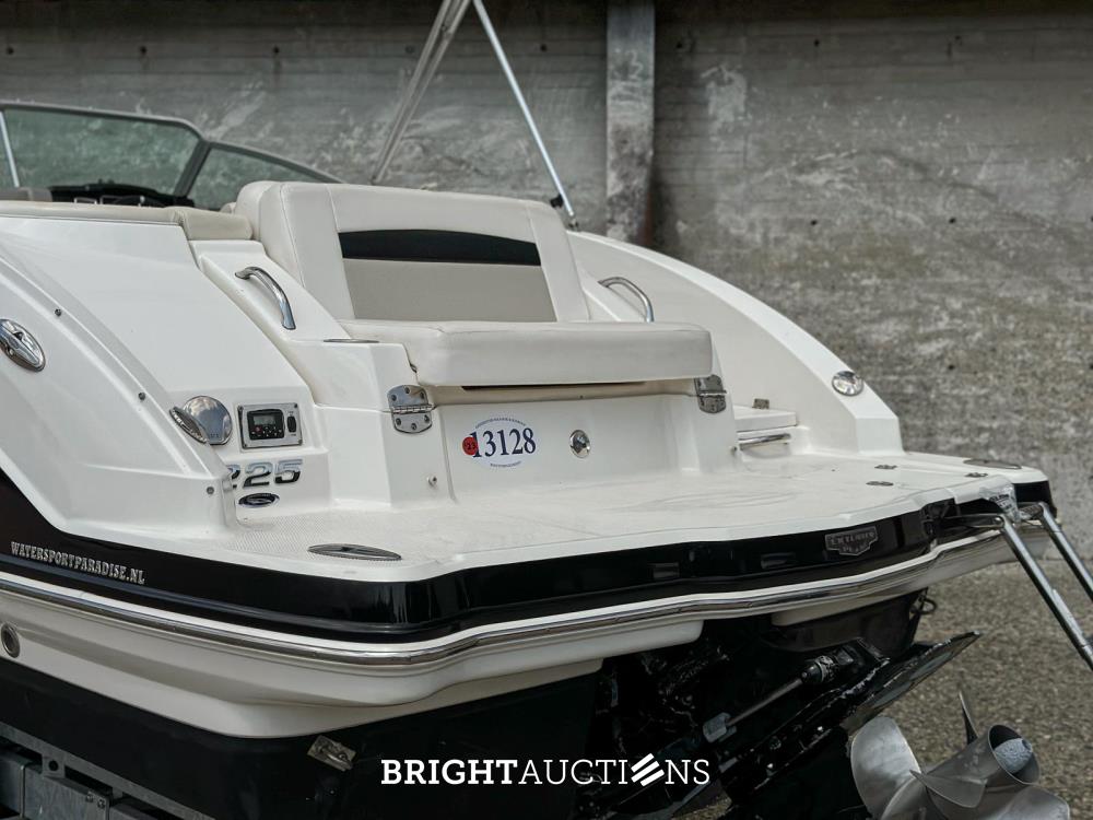 Chaparral 225 SSi Sportboot / Speedboot met Kajuit, MerCruiser 300pk – 2012