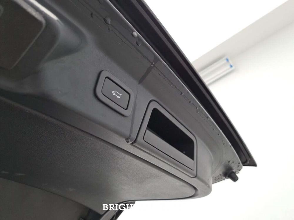 Land Rover Range Rover Velar P400e HSE 443pk 2021 (Origineel-NL), L-750-DH