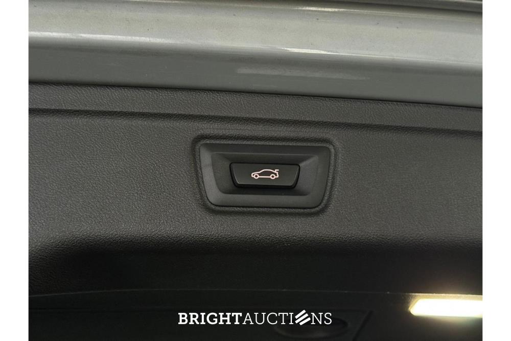 BMW 320e Touring M-Sport 272pk 2023 (Origineel-NL) 3-Serie, S-176-KP