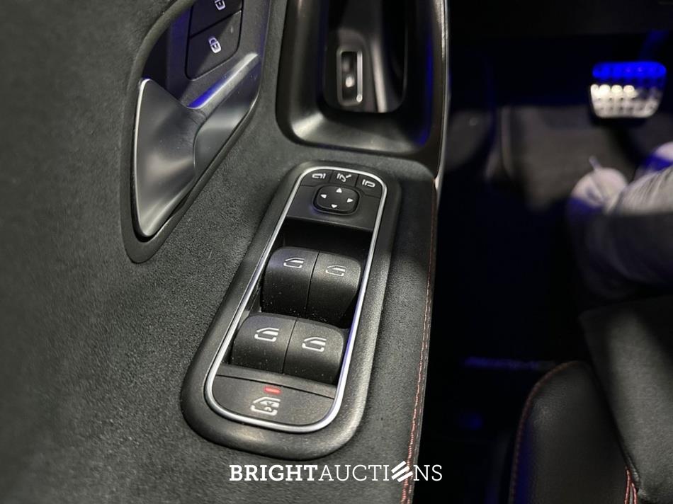 Mercedes-Benz CLA 250 e Shooting Brake Business Solution AMG Limited Pano 262pk 2022 (Origineel-NL) CLA-Klasse, R-629-BS