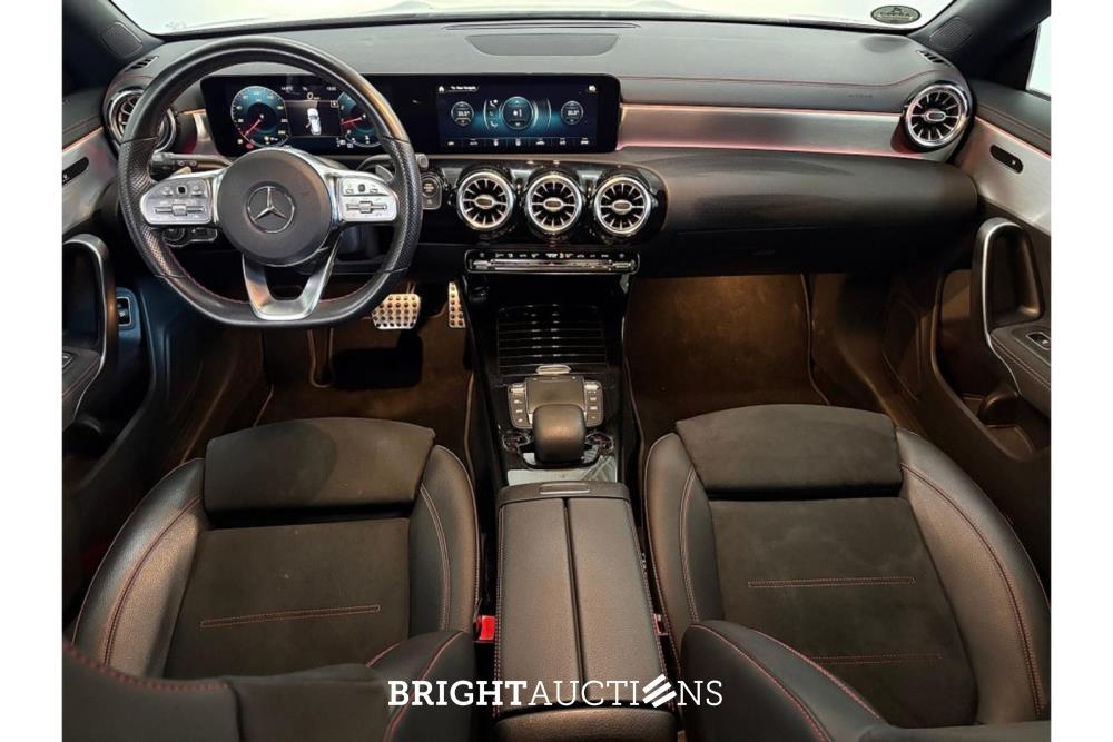 Mercedes-Benz CLA 180 Business Solution AMG 136pk 2021 (Origineel-NL) CLA-Klasse, K-212-LG