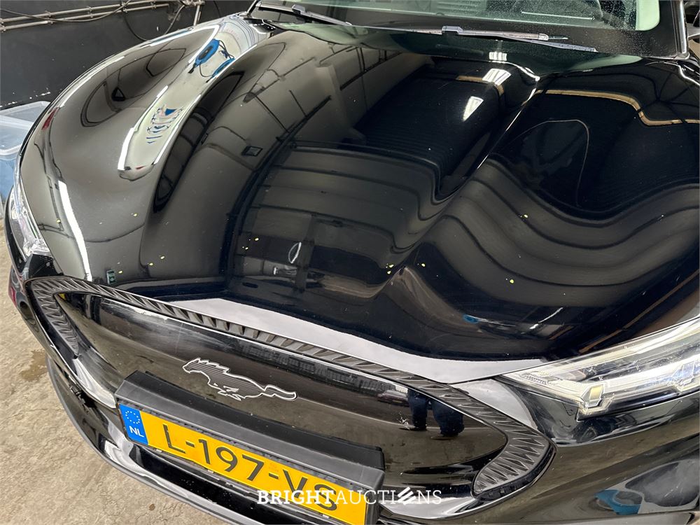 Ford Mustang Mach-E RWD 75 kWh 259pk 2021 (Origineel-NL), L-197-VS