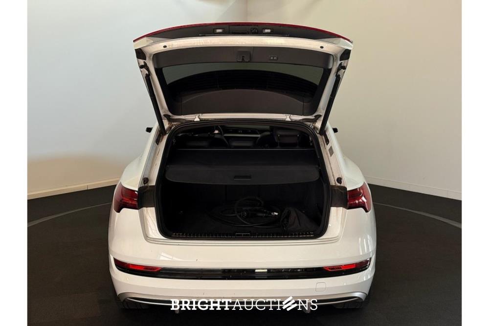 Audi e-tron 55 S edition Quattro 95 kWh 408pk 2022 (Origineel-NL), S-713-BN